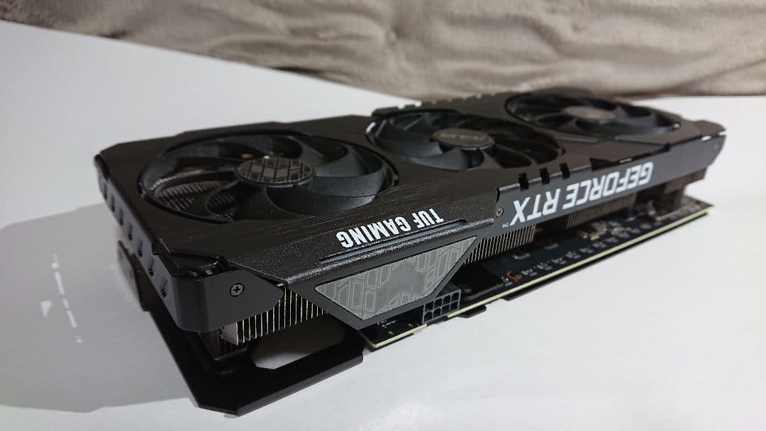 ASUS TUF GeForce RTX3060 12GB OCモデル