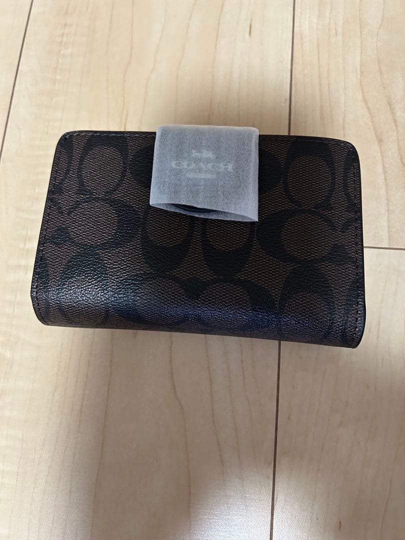 M*f様 COACH ダークブラウン 二つ折り財布