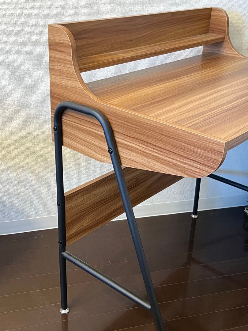 モダンデザイン パソコンデスク