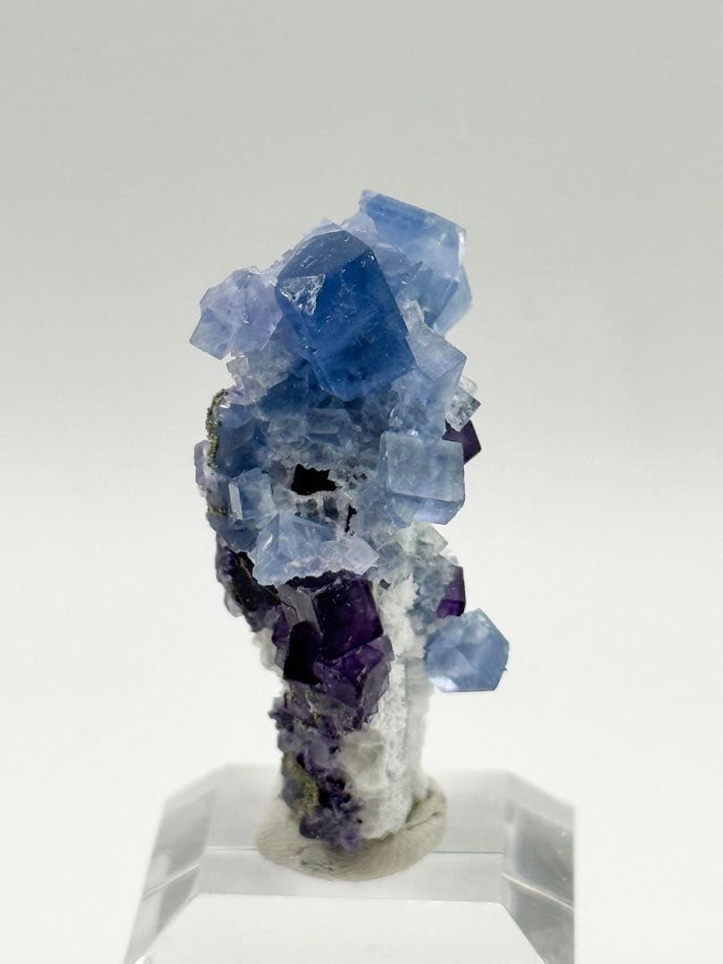 パープル　ブルー　フローライト　蛍石　浙江省産　原石　鉱物標本　天然石