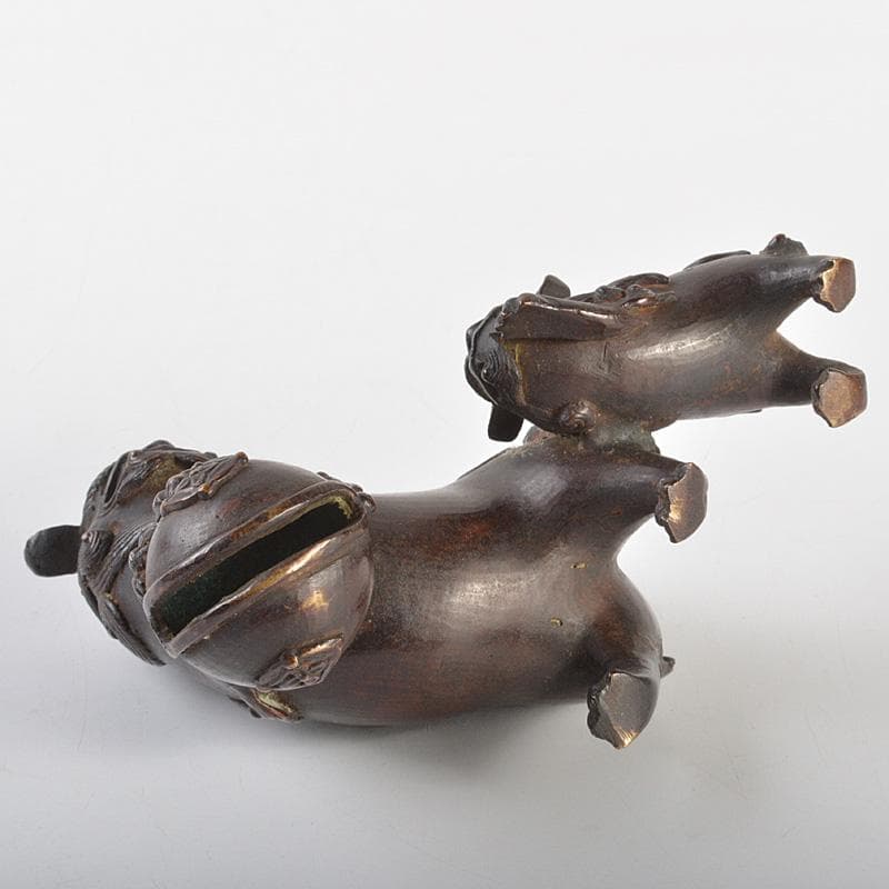 中国　古銅宣徳銅　玉乗り獅子　親子　鈴　置物　M　R7409