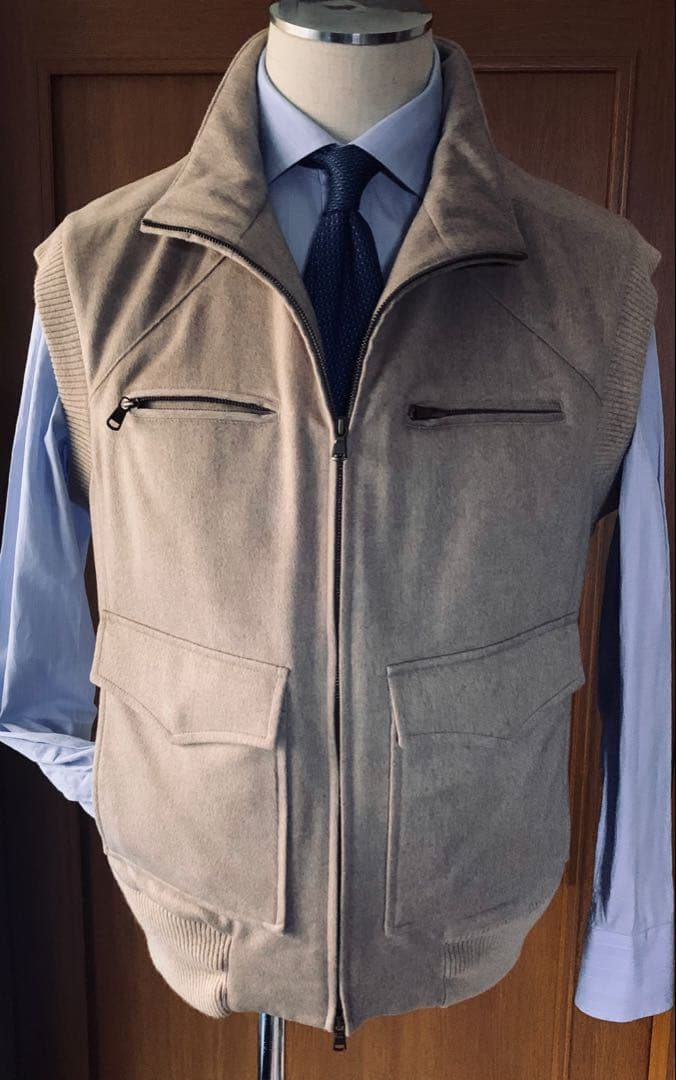 Brunello Cucinelli氏ご愛用　極上カシミアスーツベスト¥45万