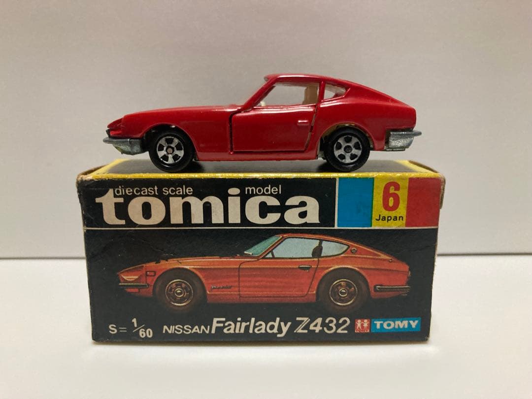 トミカ　日本製　ニッサン　フェアレディZ432 1Aホイール 赤