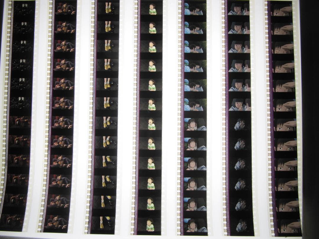し*❌様 千と千尋の神隠し 35㎜フィルム12コマ×175枚合計2100コマ ア