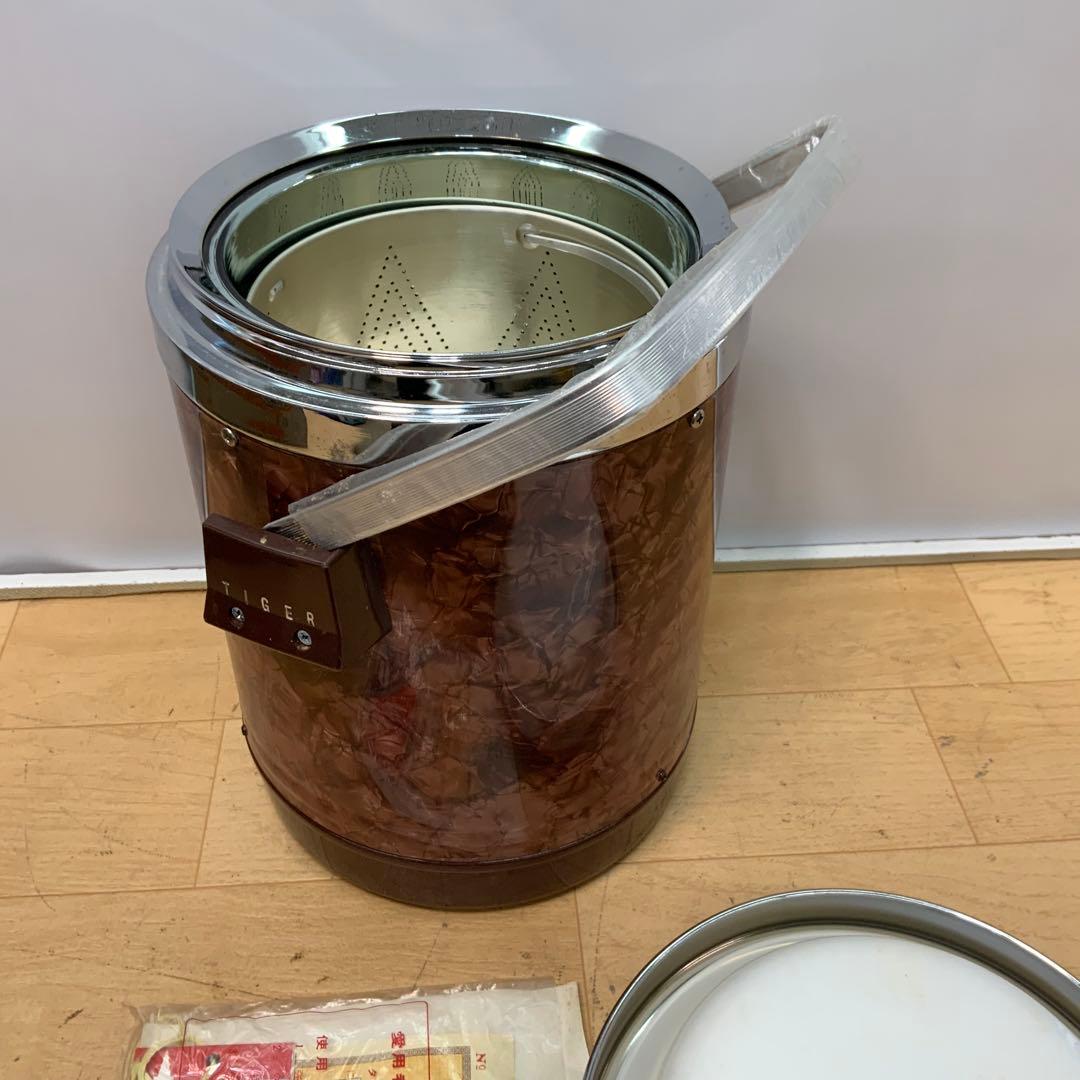 【昭和レトロ】 大阪タイガー魔法瓶工業　TIGER-JAR 8型　No.83