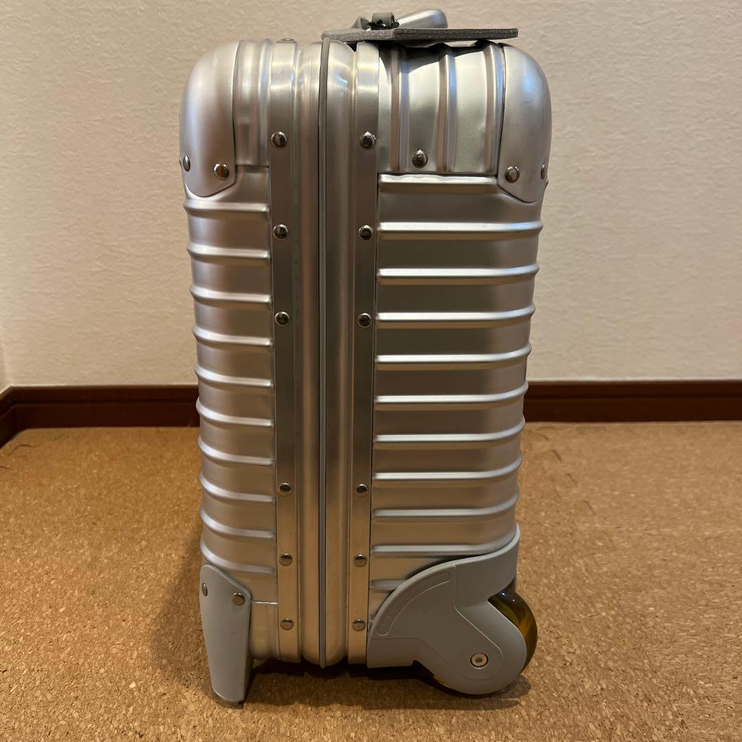 バッグ RIMOWA TOPAS BUSINESS TROLLEY 28L
