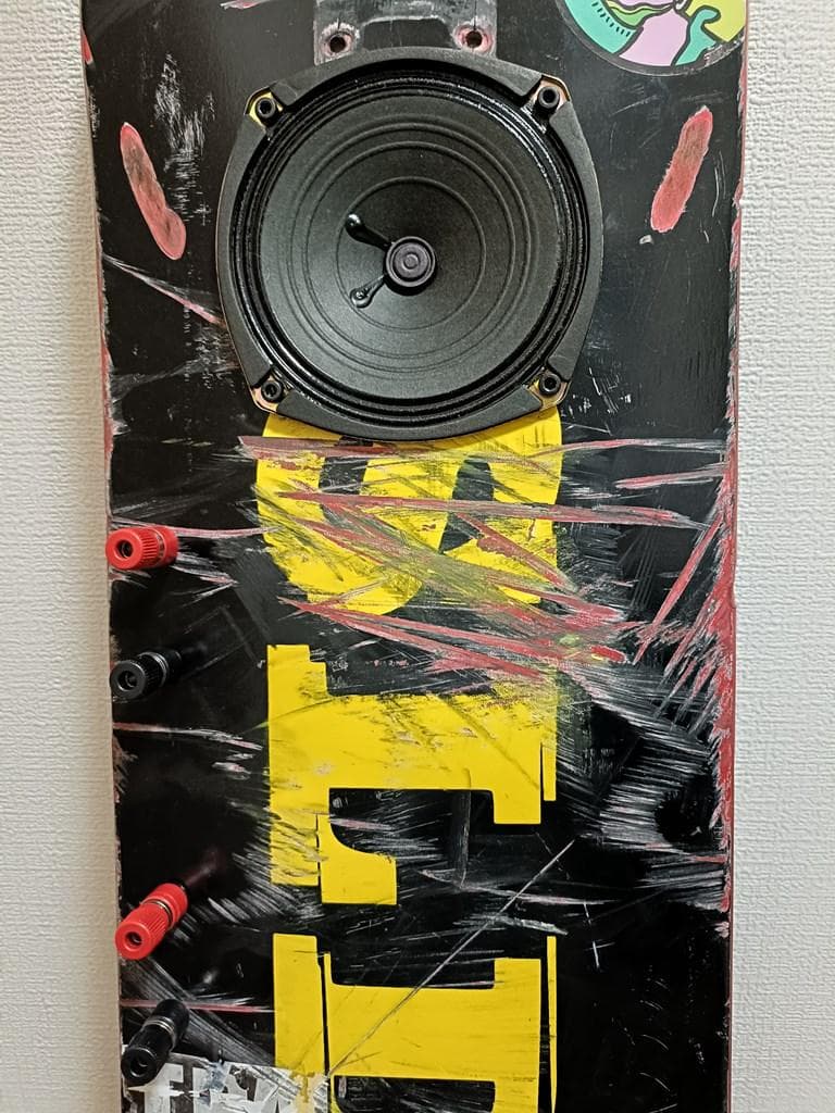 「dajac（ダジャック）」スケートボード型 スピーカー 有線接続 ハンドメイド