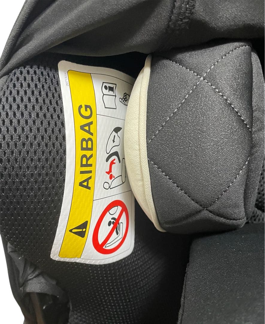 エールベベ チャイルドシート クルット 6i グランス グランブラック 箱あり