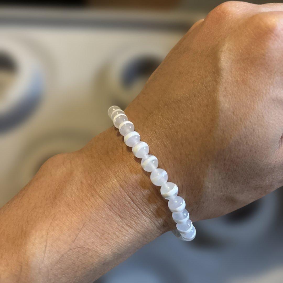 おしゃれだし効果感じる！龍眼白天珠さん！綺麗！