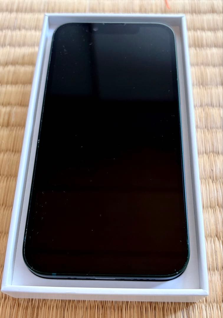 まこっち Apple iPhone 13 本体 ダークグリーン