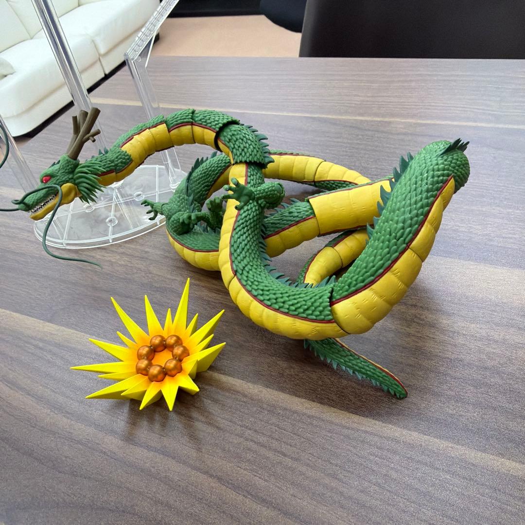 ドラゴンボール シェンロン フィギュア