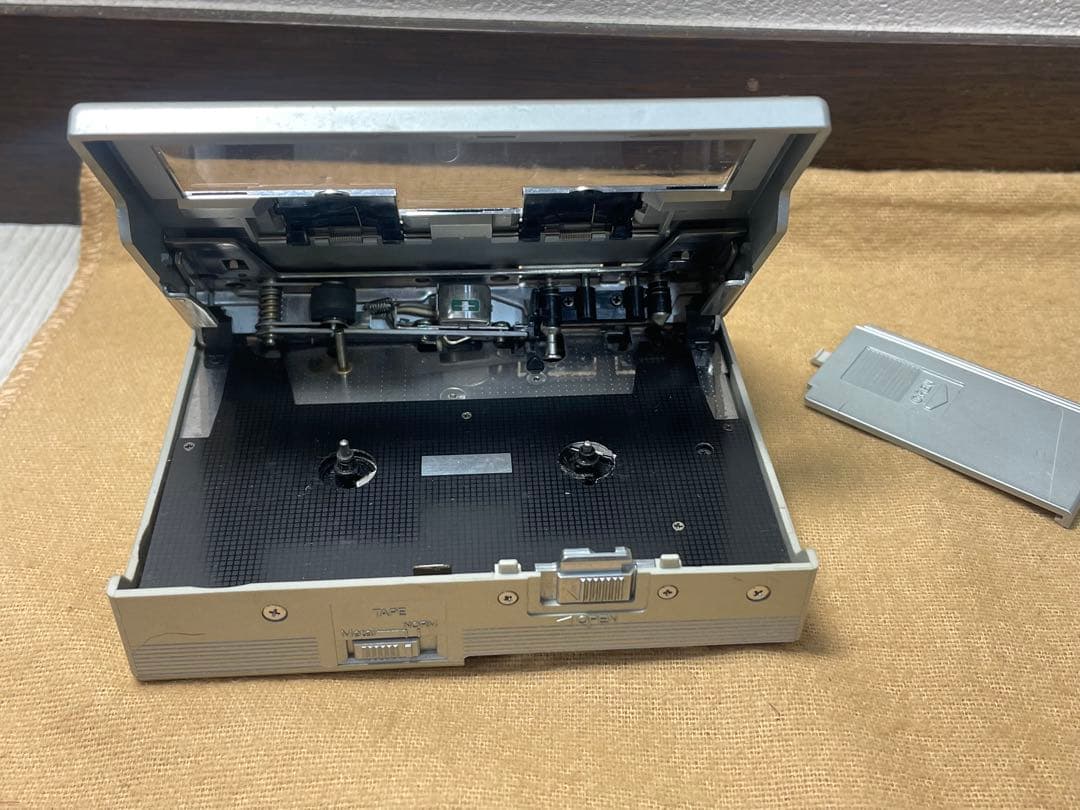 TRIO CP-10 カセットプレーヤー