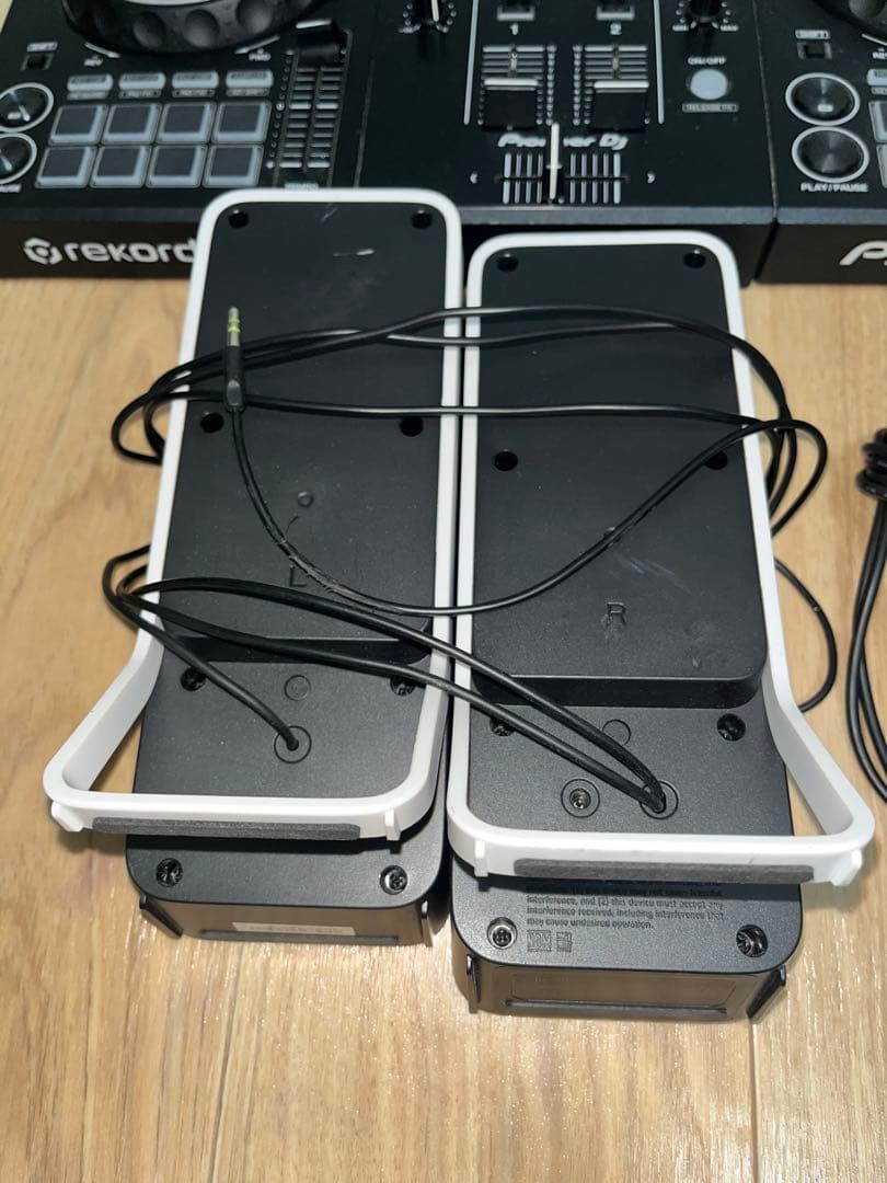 rekordbox DDJ-400 DJコントローラー　スピーカー付