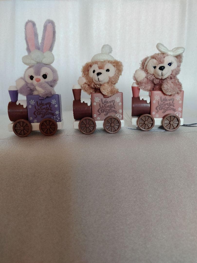 ダッフィーフレンズストラップ　ぬいぐるみバンド　リゾート限定2022寅ピンバッジ