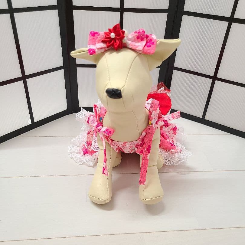 専用！【犬用　現品限り　ヘアアクセサリー付きキャミソールワンピース】no 119