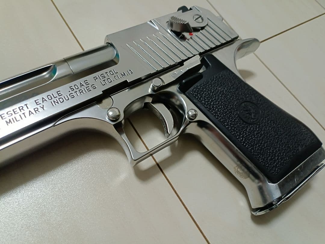 【中古品】東京マルイ 新型 ガスガン「デザートイーグル.50AE」ステンレス