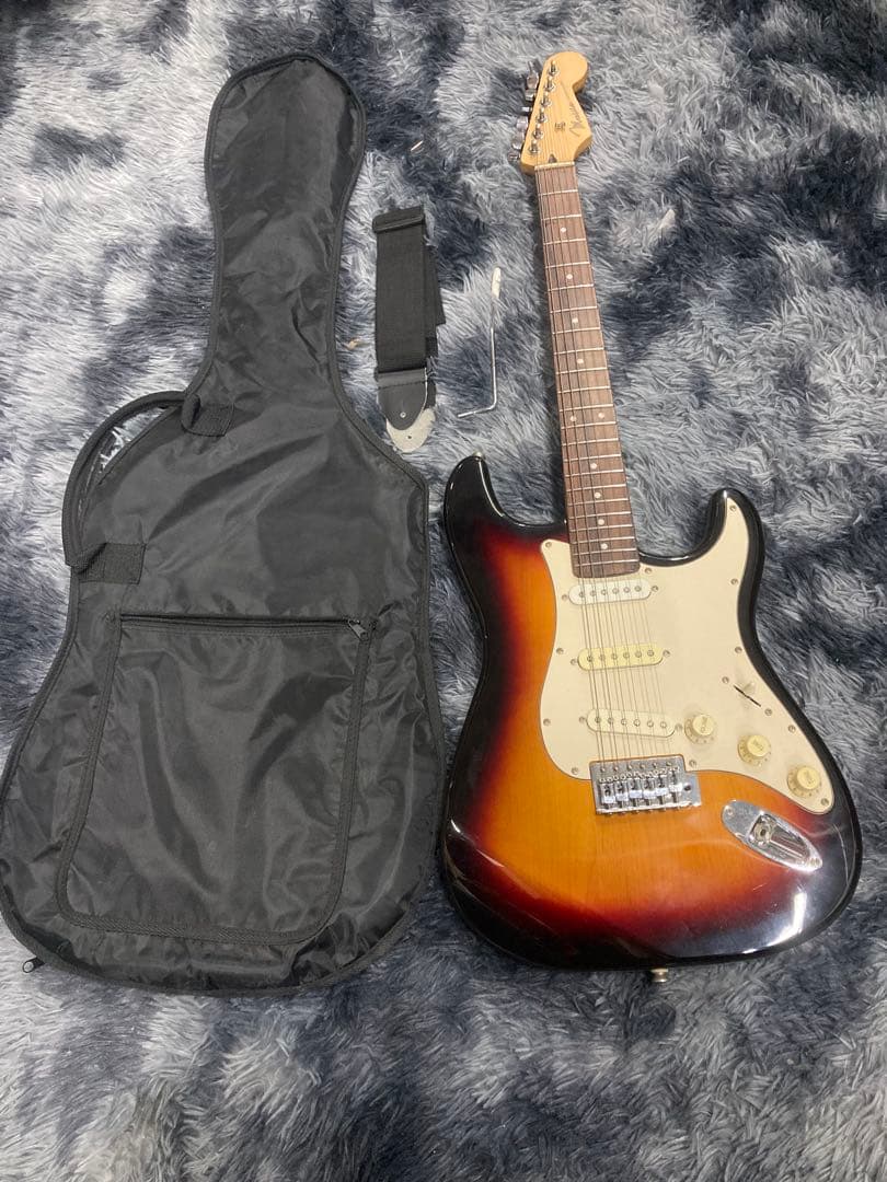 (K)Mavis メイビス　エレキギター SERIAL NO.320081