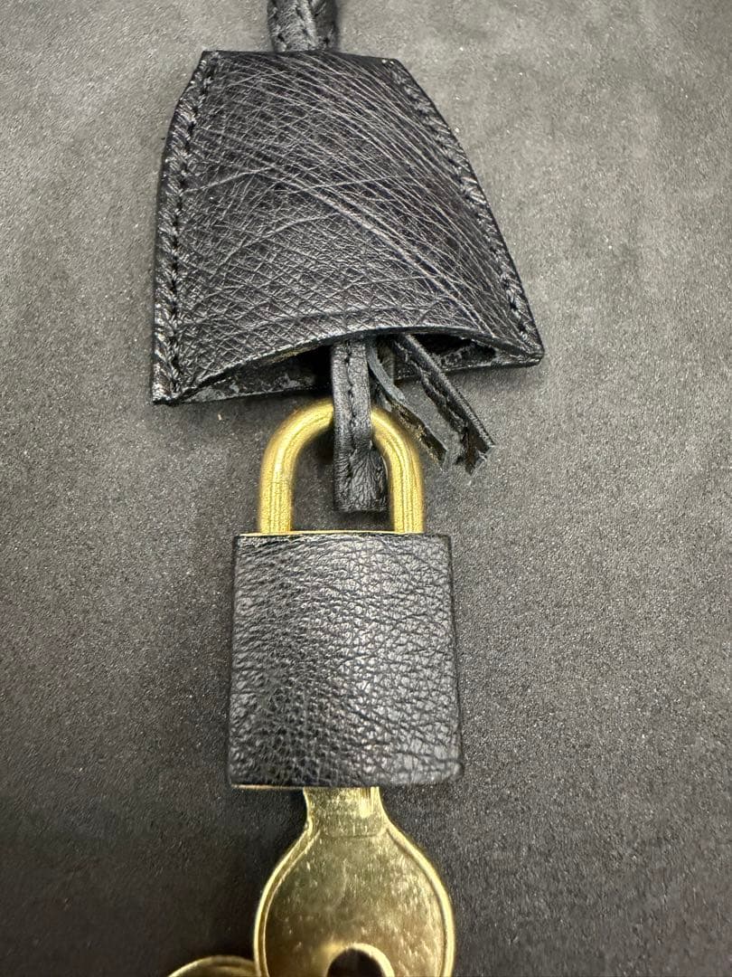 【値下げ】オーストリッチ ブラック ハンドバッグ