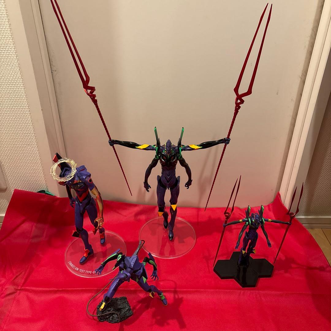 エヴァンゲリオン初号機および第13号機4体セット