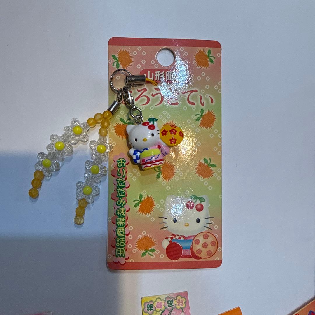 星*奨様 【海外版あり】ご当地ハローキティストラップ等　53点まとめ売