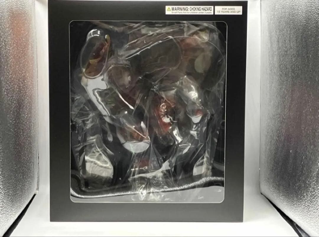 FF16コレクターズエディション　フェニックスVSイフリート　フィギュア