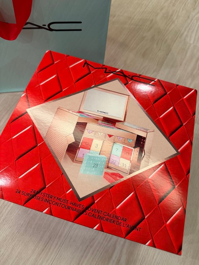 即完売品‼️ MAC アドベントカレンダー2025