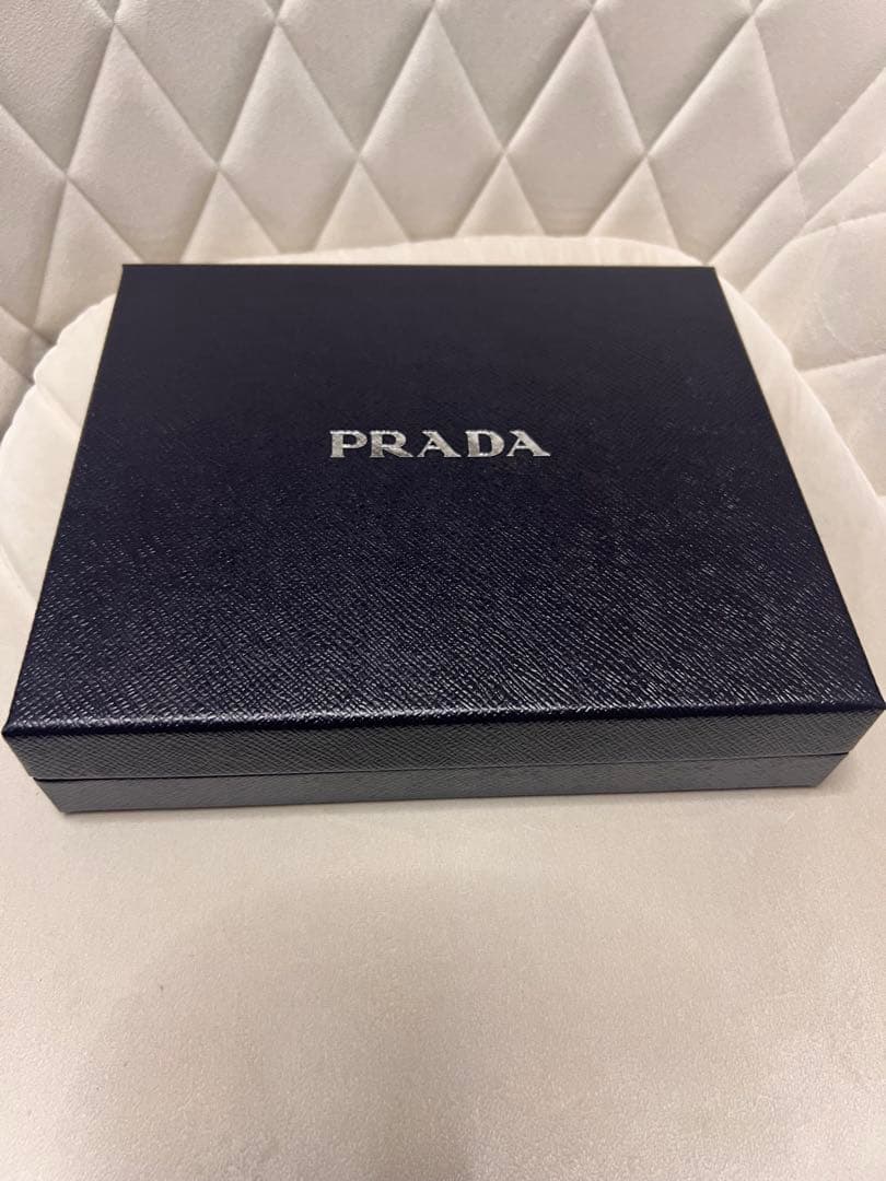 【美品】PRADA プラダ　ヘッドバンド　カチューシャ　Re-Nylon