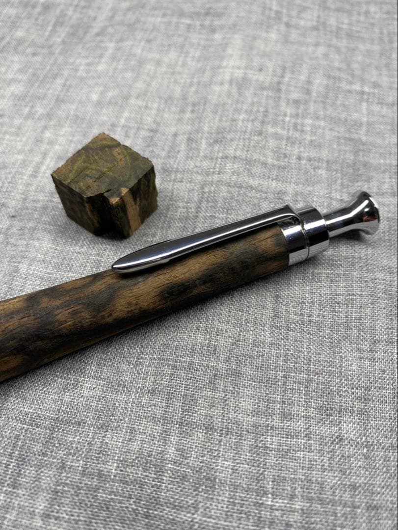 こぶた工房　黒柿　孔雀杢　シャープペン キューブ付。