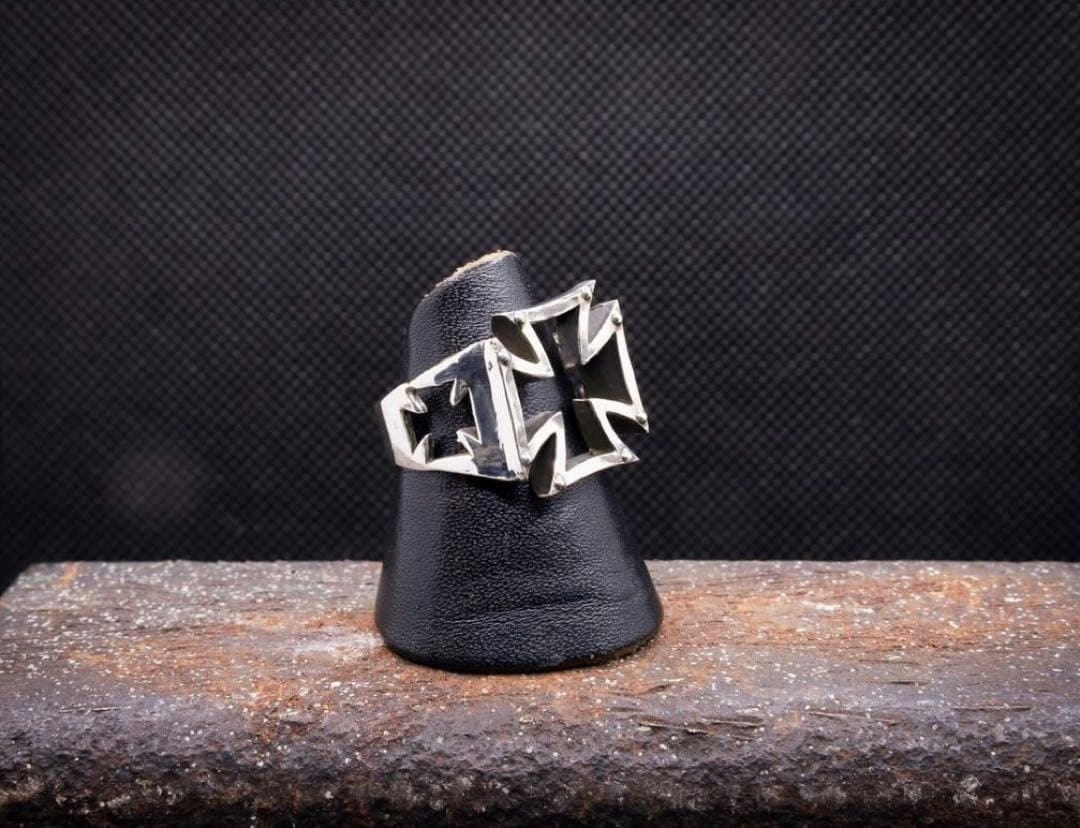 jourbis アイアンクロスリング　24号