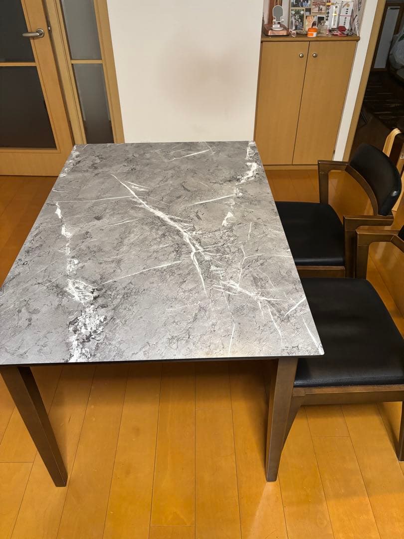 グレー 大理石調 ダイニングテーブル