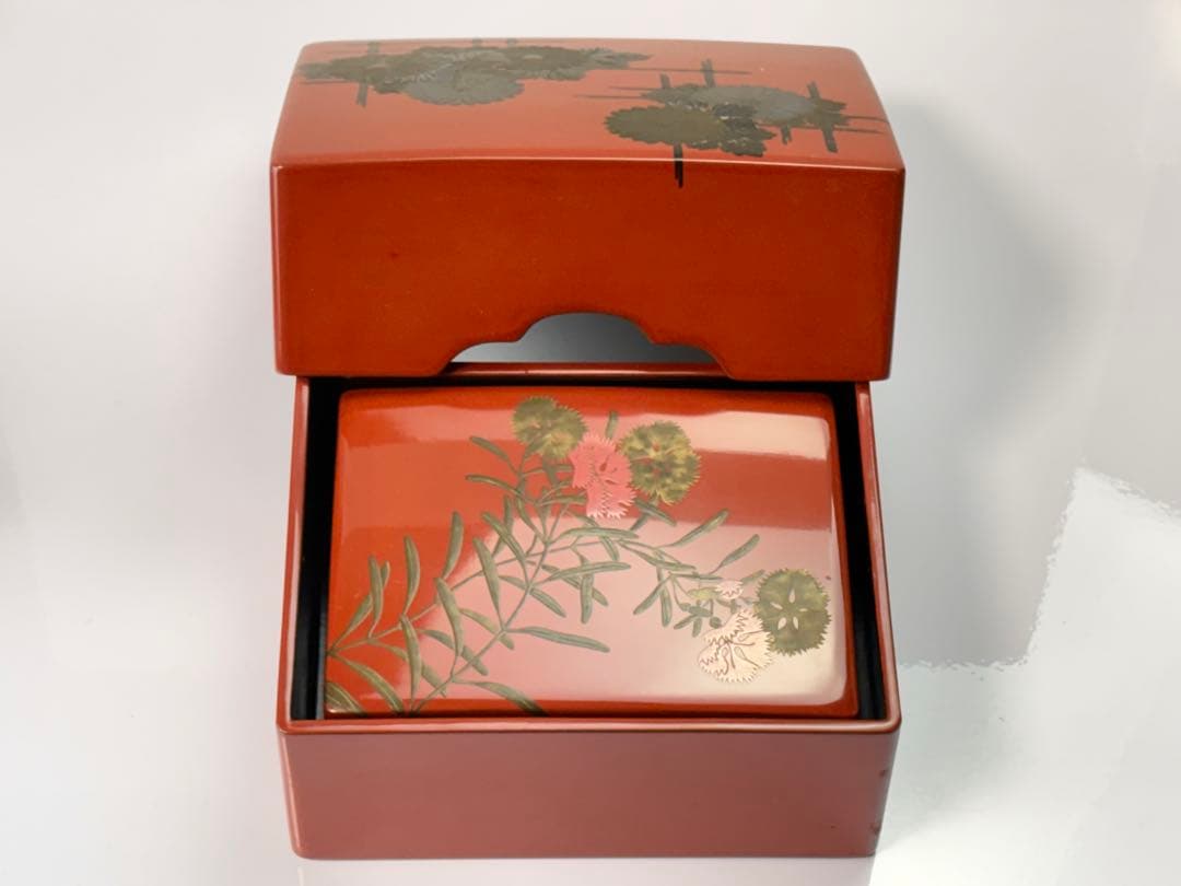 【未使用】時代漆芸 木製 菊紋蒔絵 螺鈿象嵌箱 蓋物 小物入れ R7112344