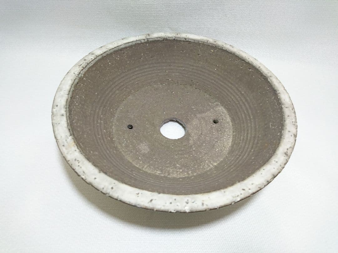 45 盆栽鉢 円形中鉢大★落款入　白模様