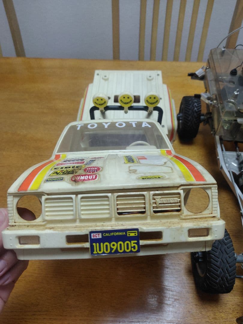 80年代◆タミヤ初代トヨタハイラックス　四駆ラジコン◆1/10スケール