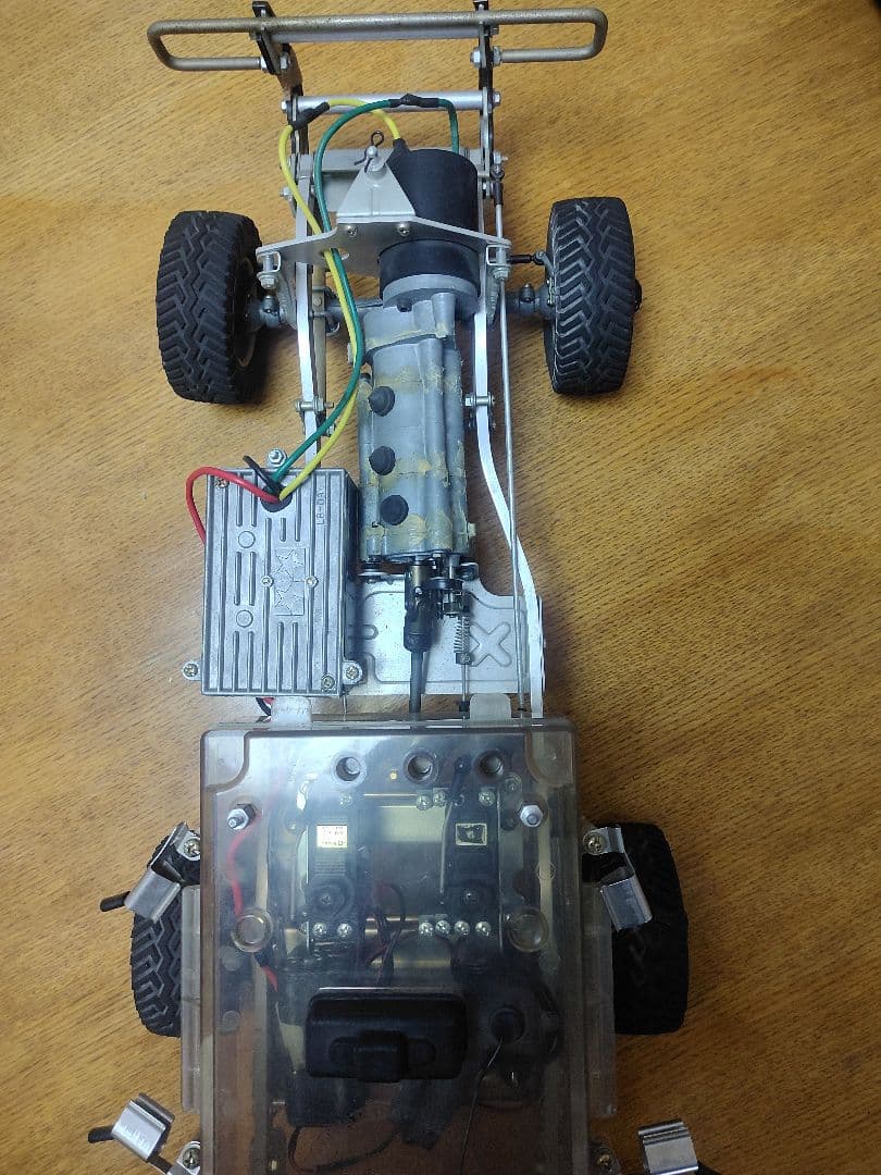 80年代◆タミヤ初代トヨタハイラックス　四駆ラジコン◆1/10スケール