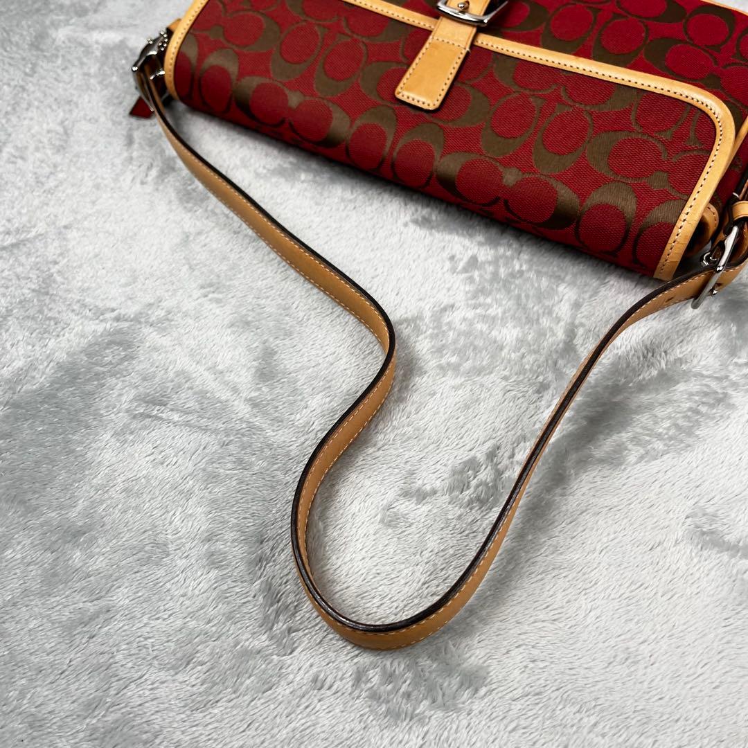 バッグ Coach Signature Clip Flap Red Bag