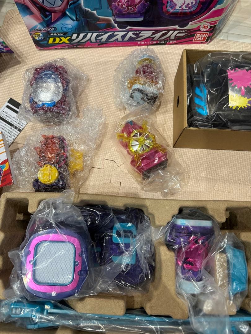 仮面ライダーリバイス