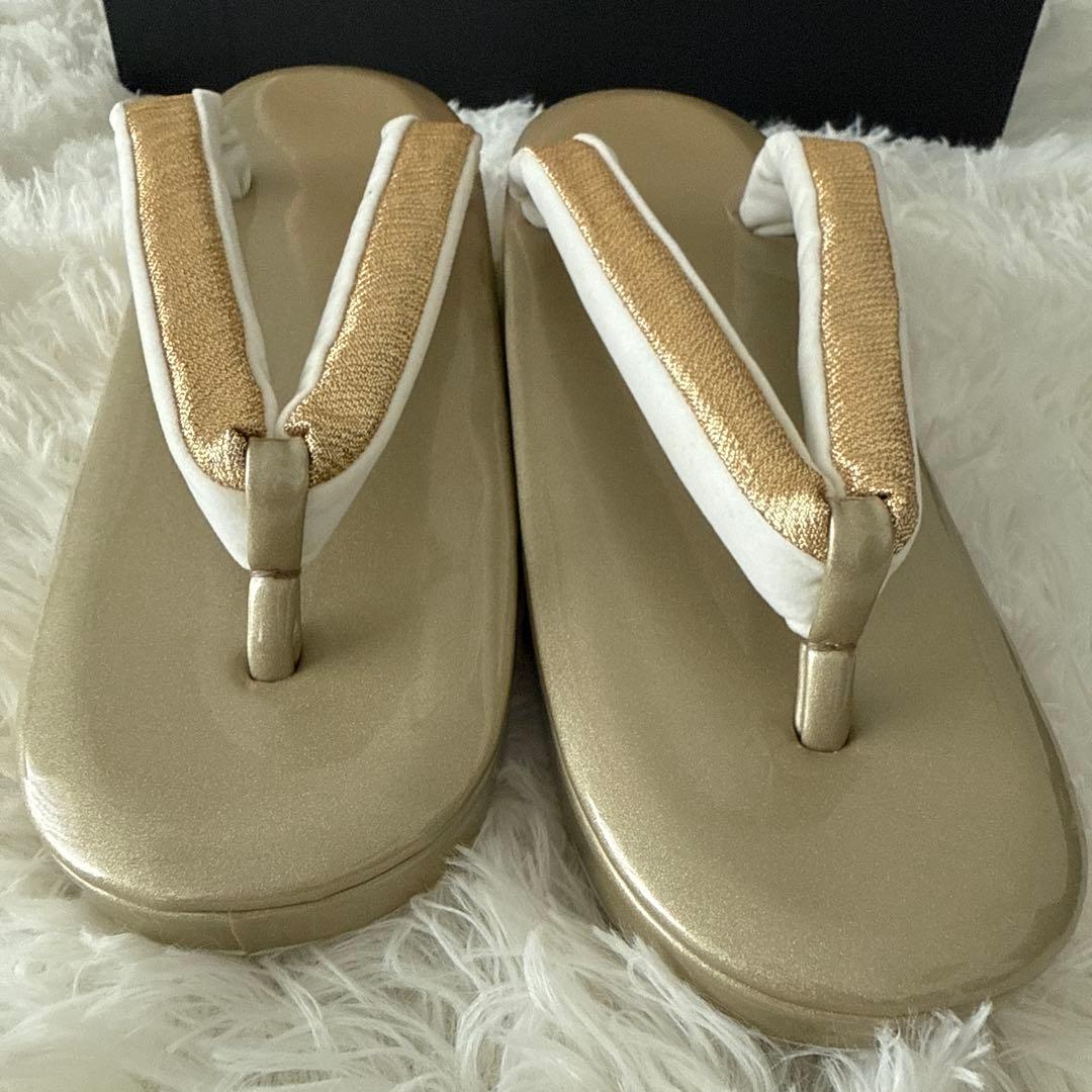 【美品】ゴールドの下駄とバッグのセット