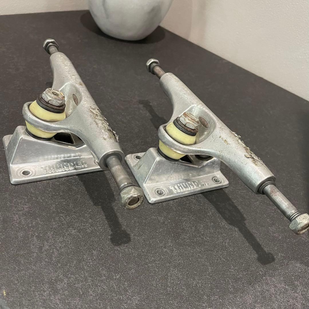 サンダートラック　チタニウムライト　T147