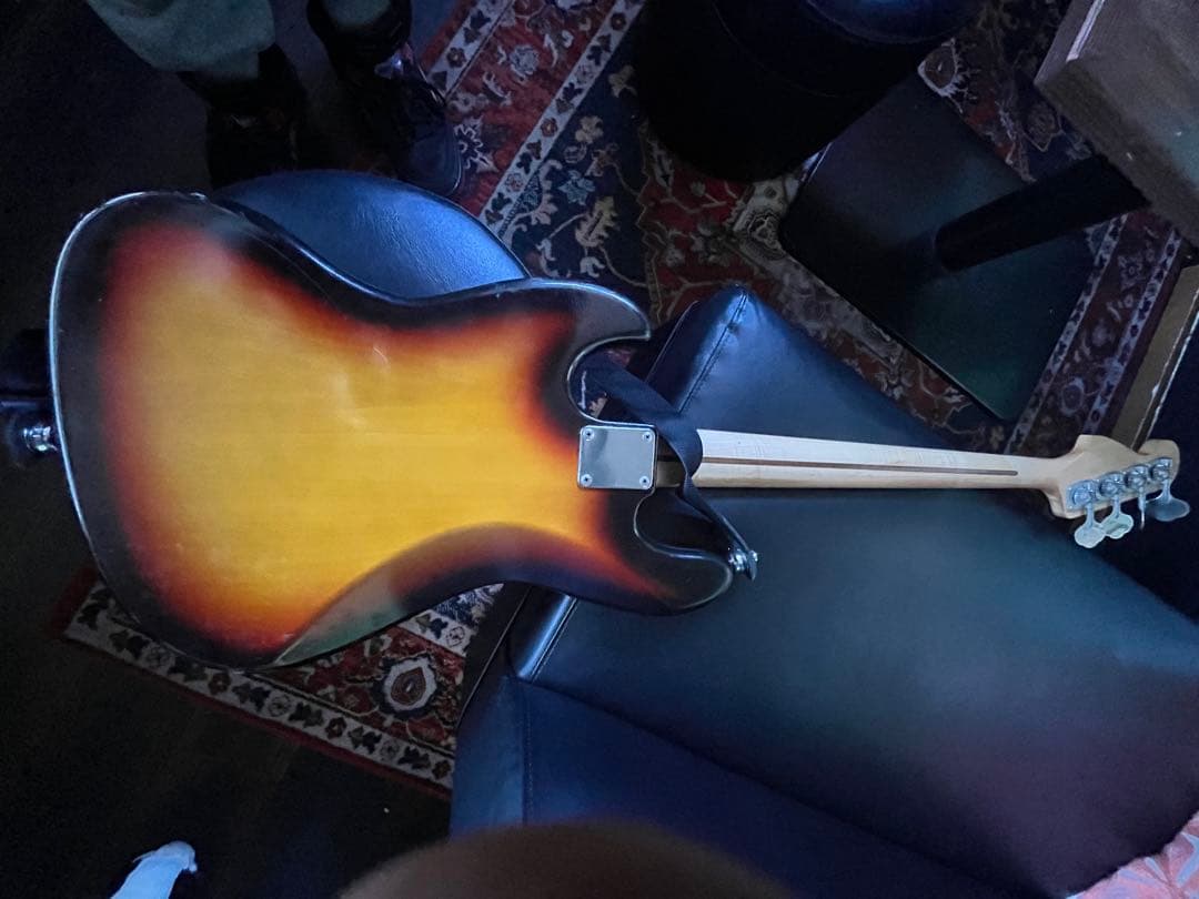 岸*陽様 希少！1994〜96年製　Fender Jazz Bass サンバース