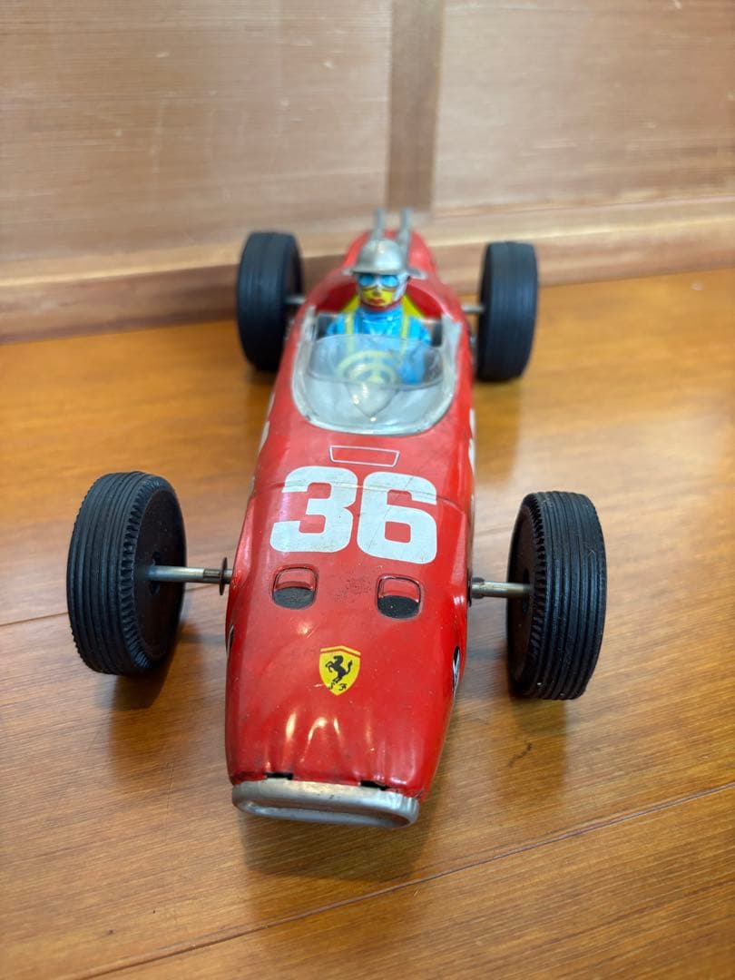ミニカー FRICTION MOTOR WITH ROARING Ferrari F-1