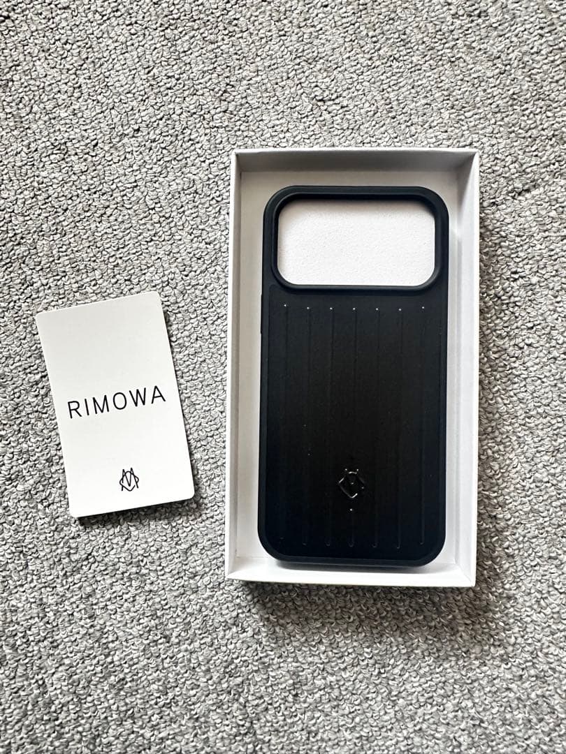 RIMOWA ブラック iPhoneケース iPhone17proMax