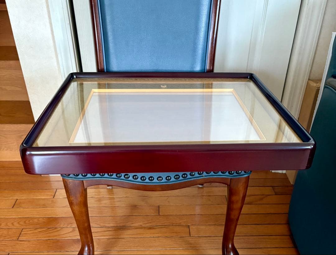 ★叙勲額縁　菊の御紋　ダークブラウンの木製額縁