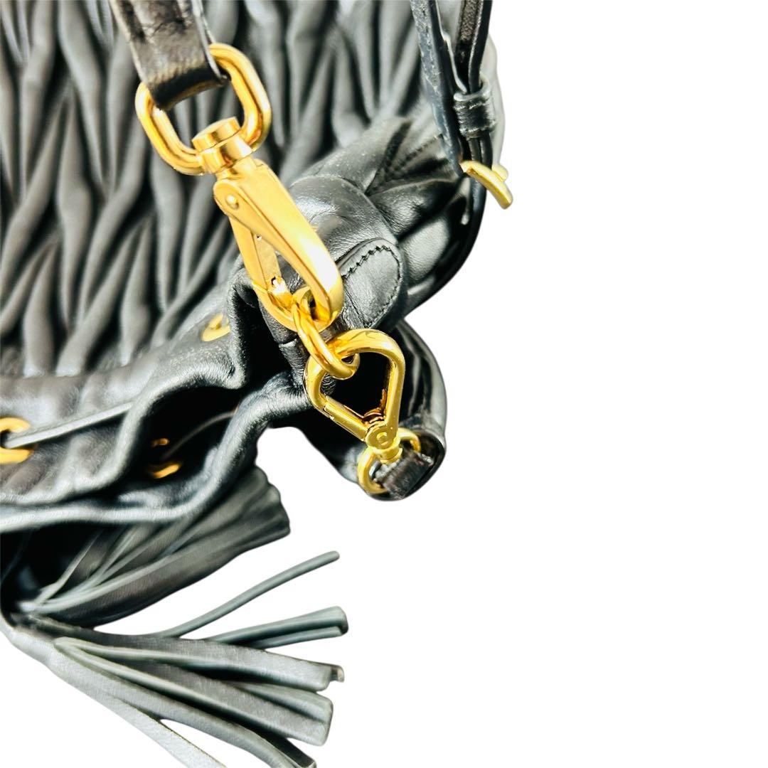 【miu miu】マテラッセ ブラック 2wayハンドバッグ