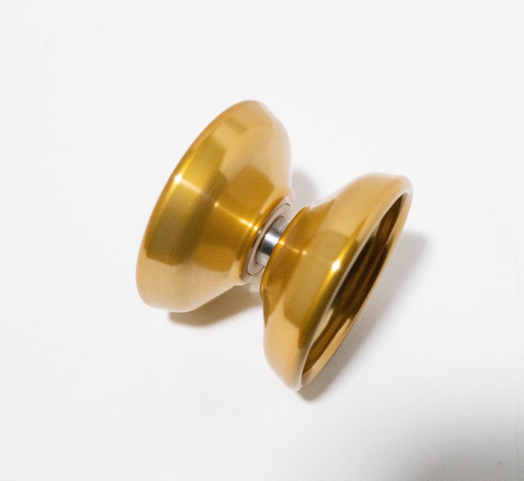 2010年購入／YoYoFactory Supernova 44CLASH限定