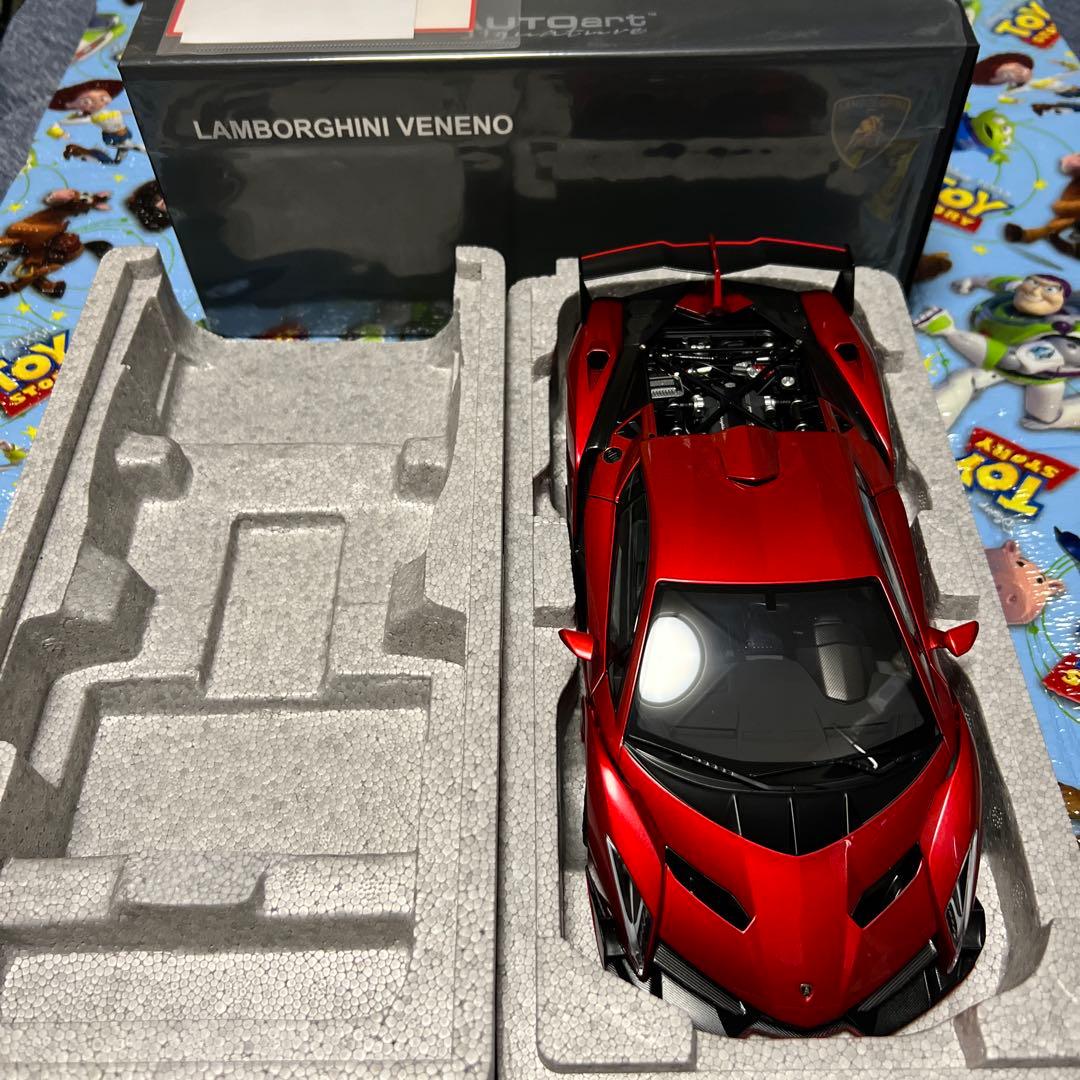 オートアート　1/18 Lamborghini Veneno レッド