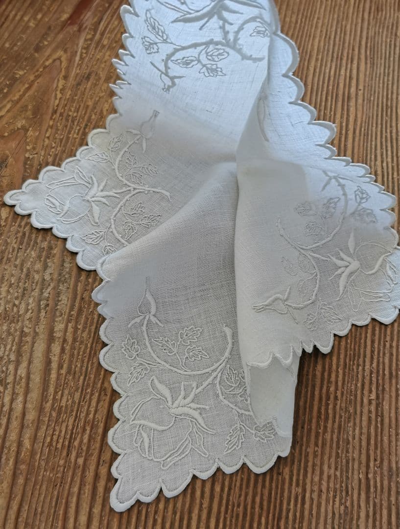アンティーク フランス オールドローズ ホワイト刺繍 スカラップリネンクロス