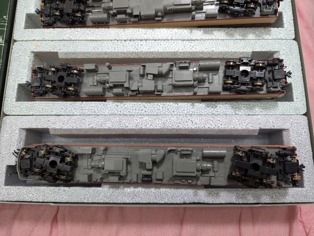 KATO　キハ８２系 ４両基本セット HOゲージ　【3-509】　パーツ取付済み