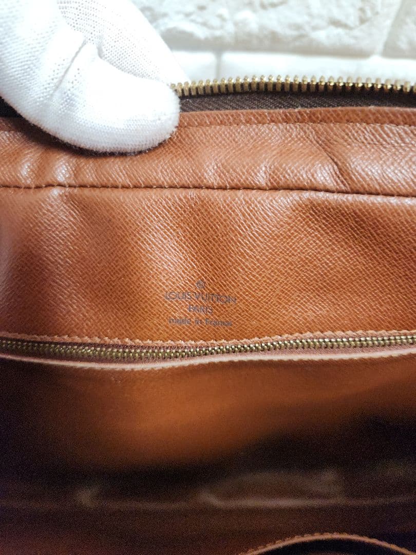 【hiro※】ルイヴィトン モノグラム ポルトドキュマン ヴォワヤージュ