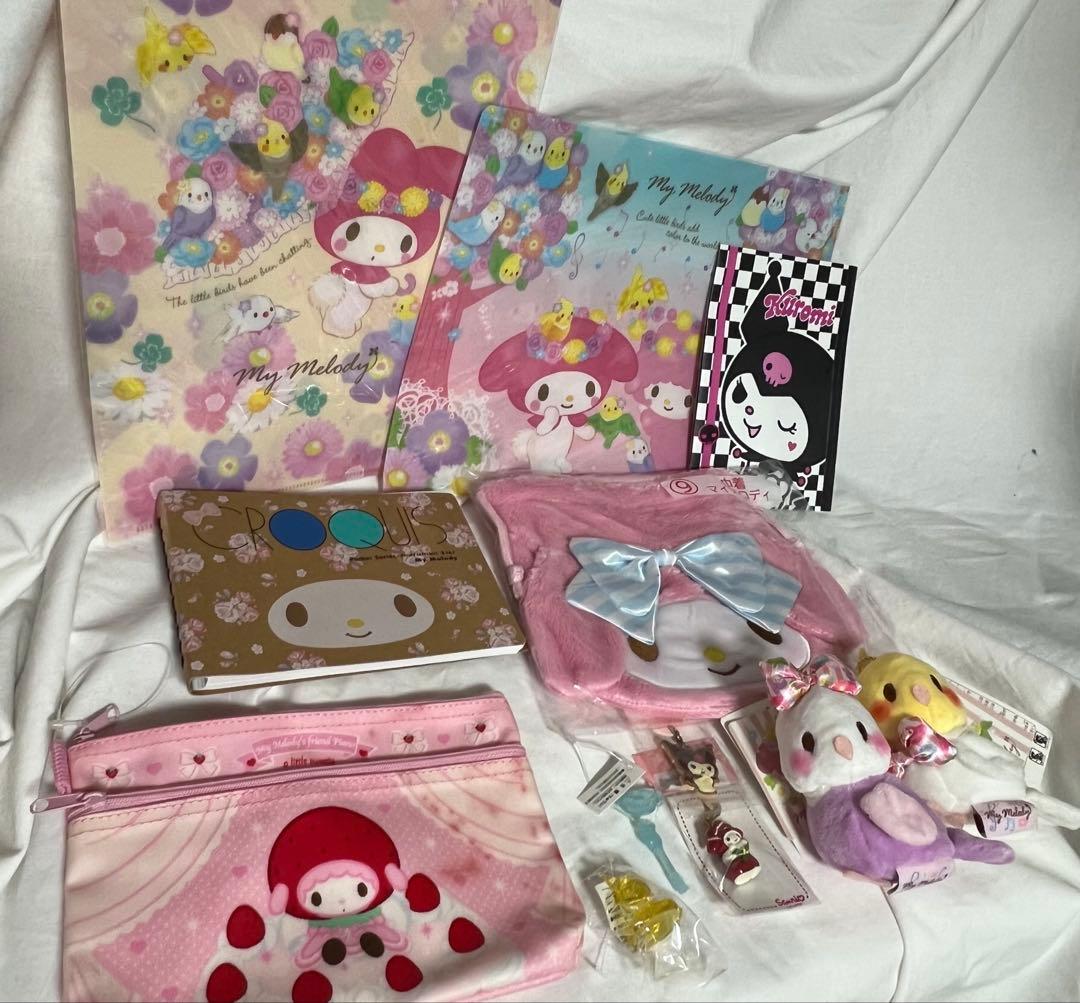 匿名配送/マイメロディ＋クロミ グッズ4点セット　チャーム当時物