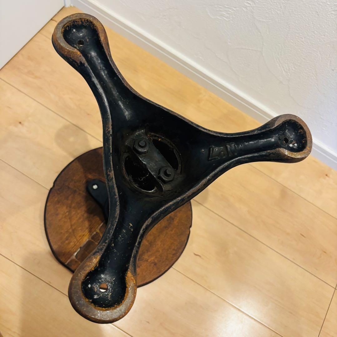 No.7】LON風 昇降式 アンティークスツール 鋳鉄脚 無垢天板 極美品